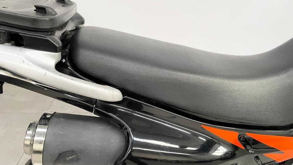 Honda NX 650 Dominator (1996 - 02) (12)