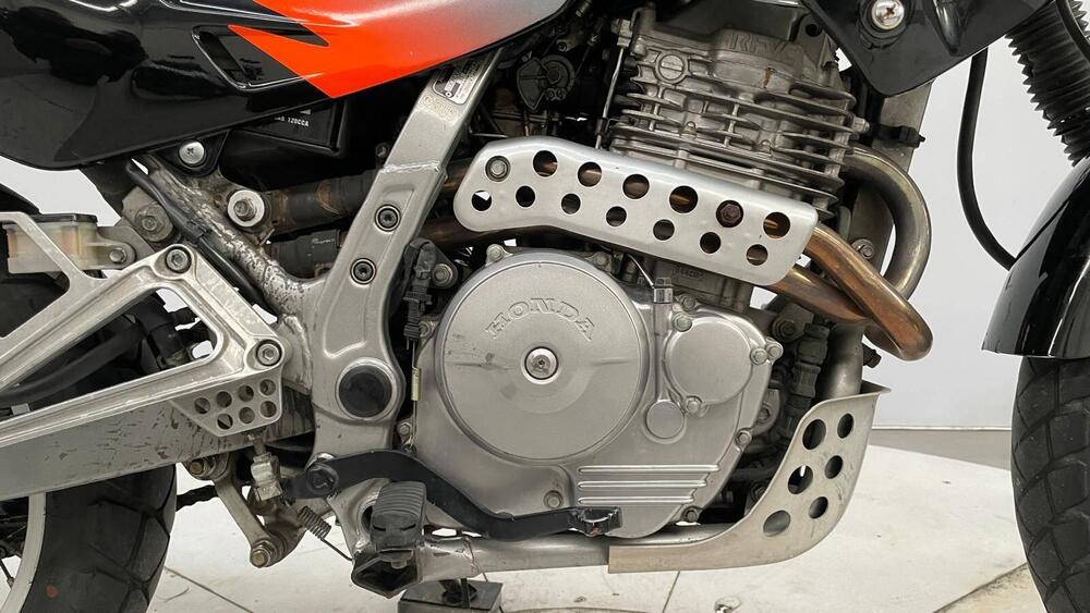 Honda NX 650 Dominator (1996 - 02) (7)