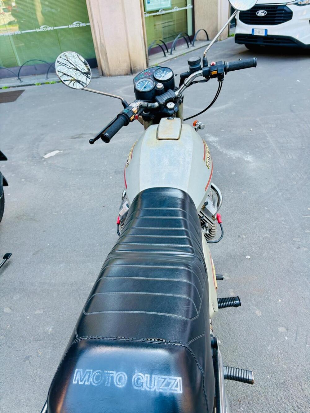 Moto Guzzi V35 II (4)