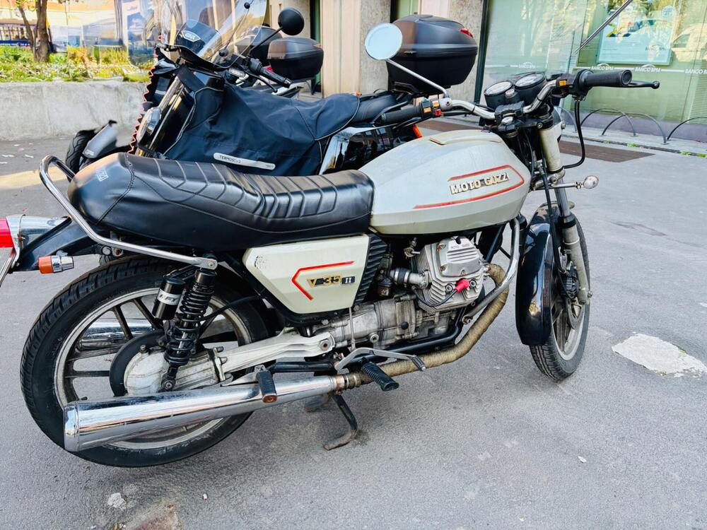 Moto Guzzi V35 II (3)