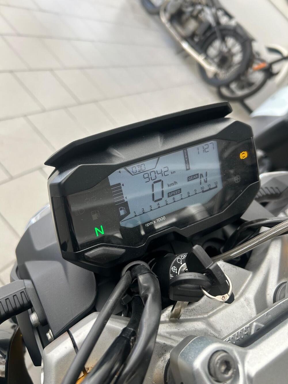 Bmw G 310 R (2021 - 25) (4)