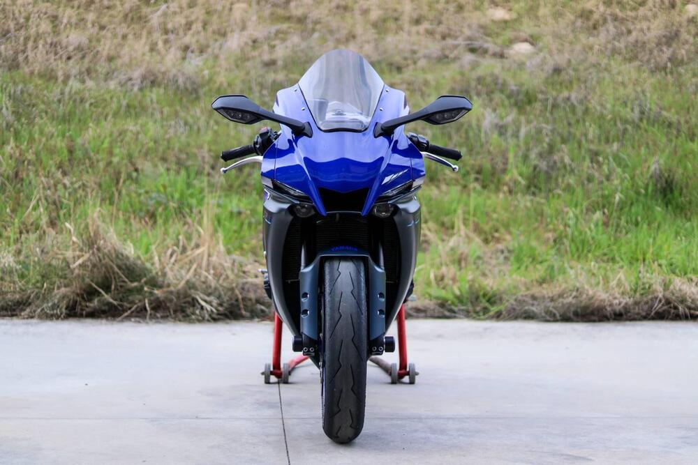 Yamaha YZF R1 (2020 - 25) (3)
