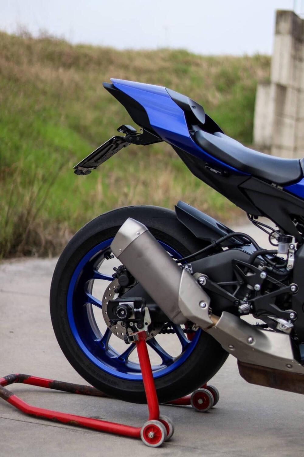 Yamaha YZF R1 (2020 - 25) (12)