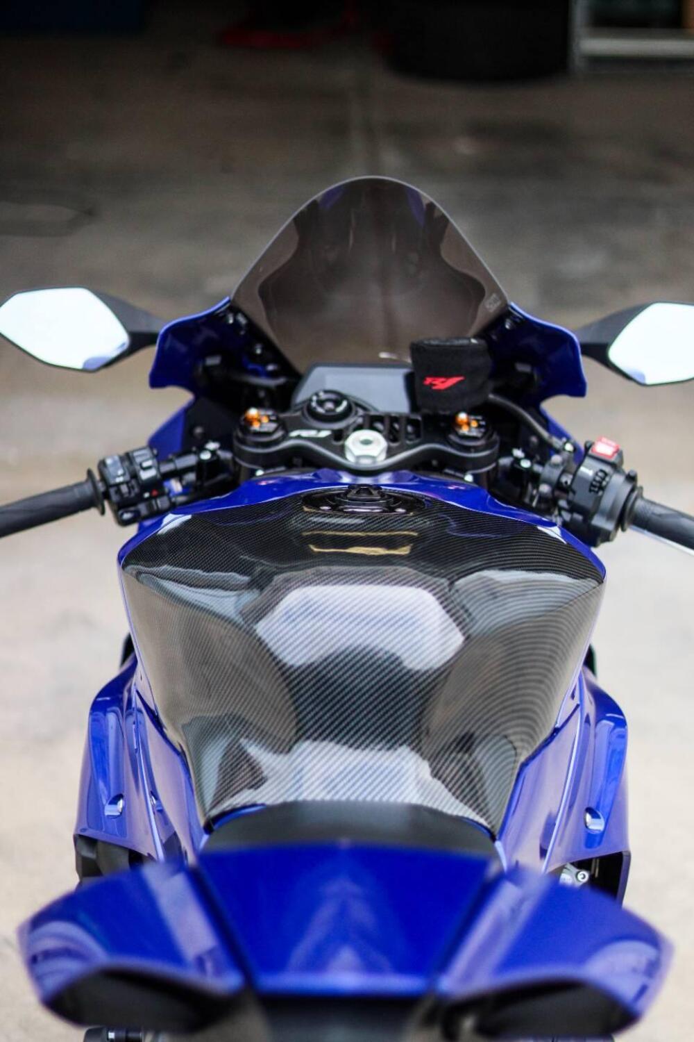 Yamaha YZF R1 (2020 - 25) (18)