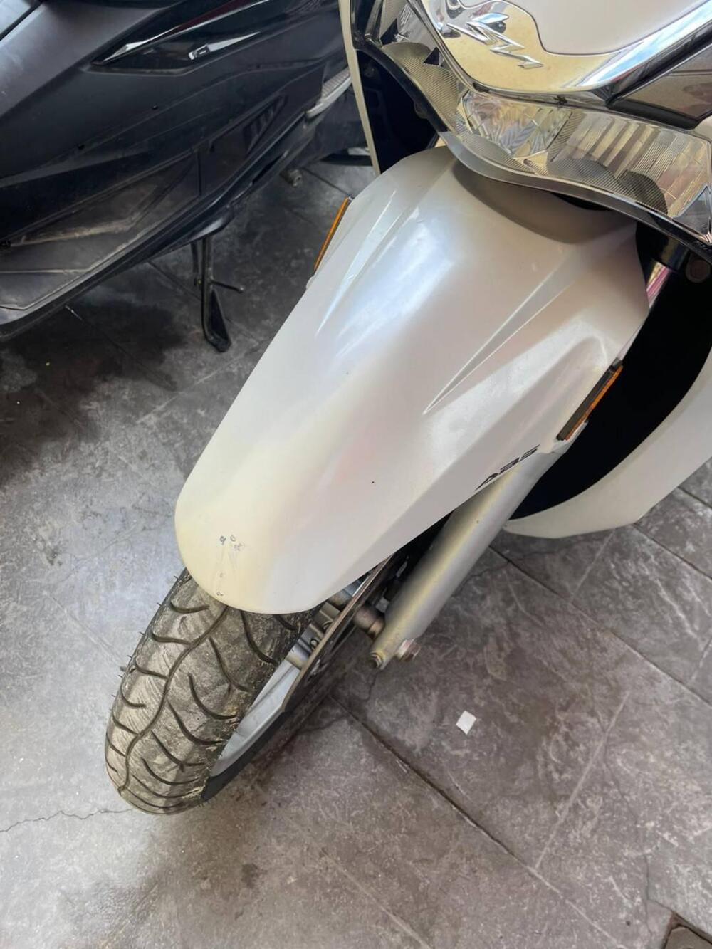 Honda SH 350 (2021 - 24) (3)