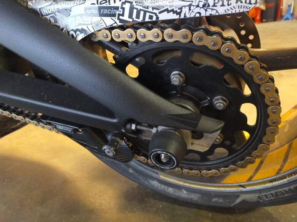 Triumph Street Triple R (2009 - 12) (4)