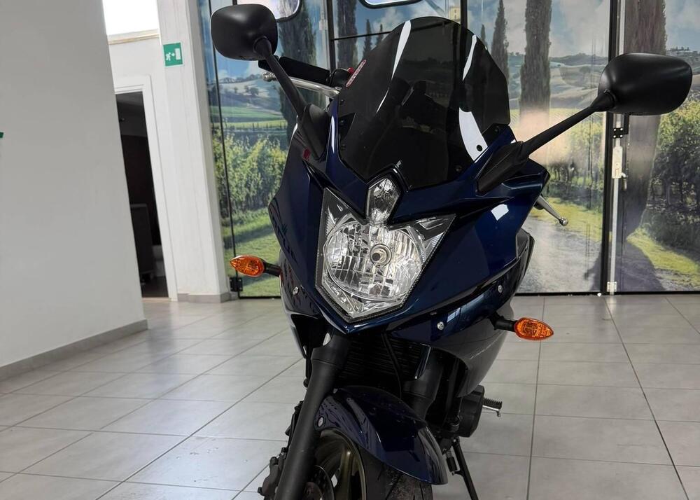 Yamaha XJ6 (2008 - 15) (2)