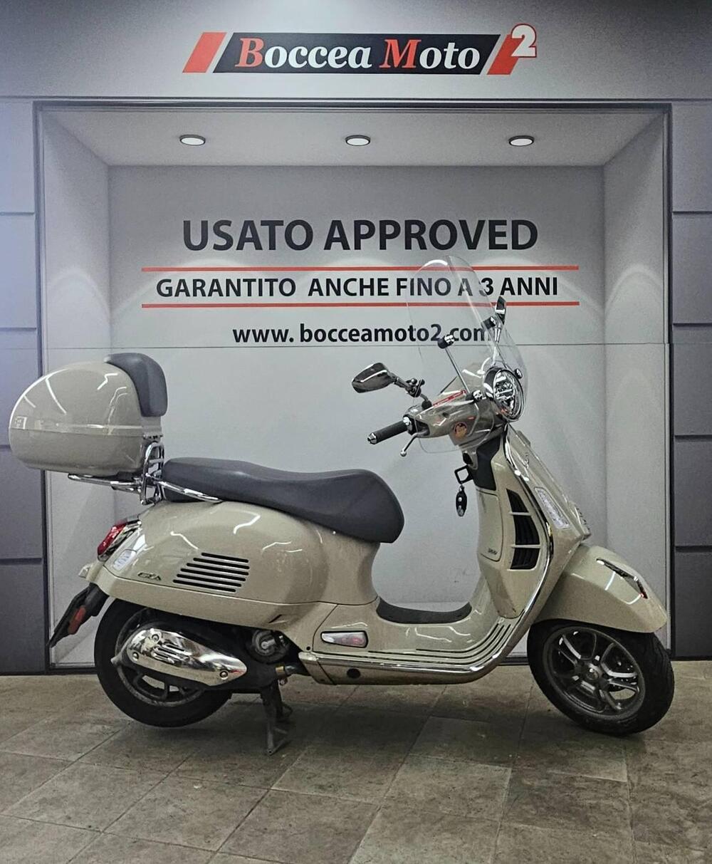 Vespa GTS 300 Hpe (2021 - 22) (4)