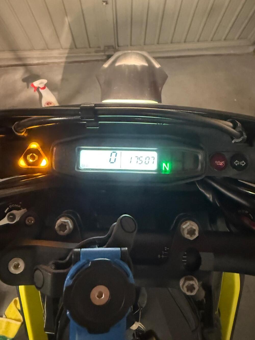 Husqvarna 701 Supermoto (2023 - 25) (5)