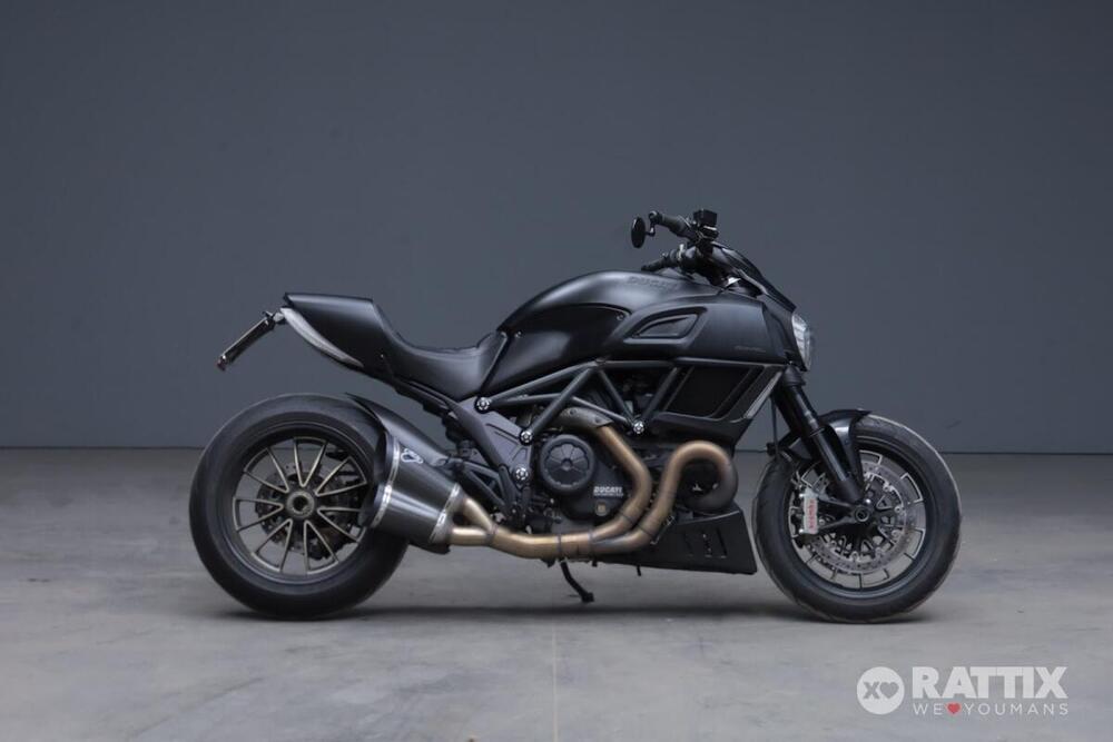 Ducati Diavel 1200 (2014 - 16) (4)