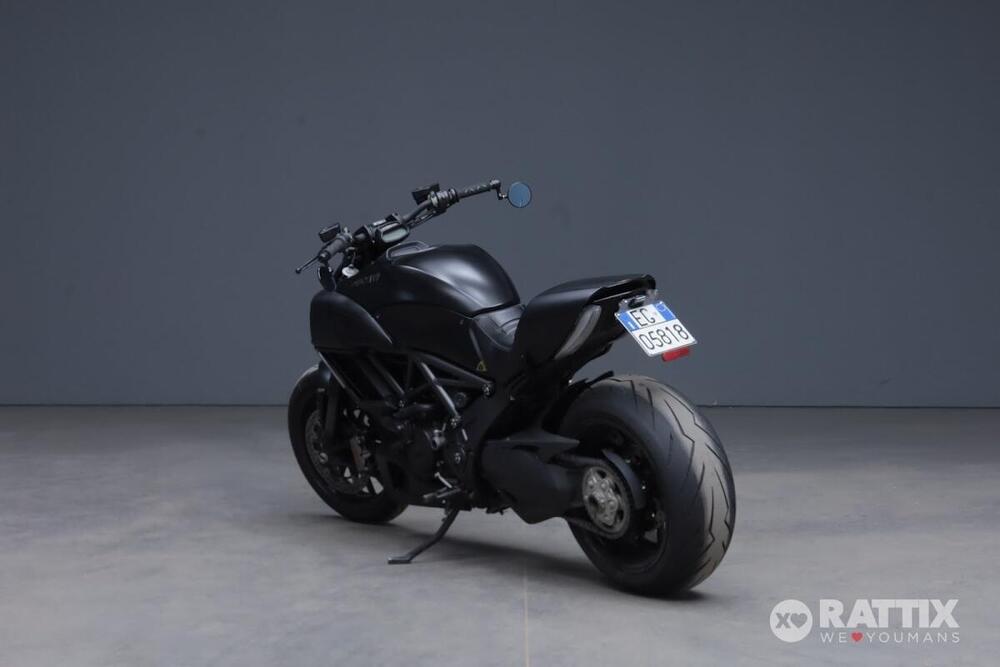 Ducati Diavel 1200 (2014 - 16) (5)