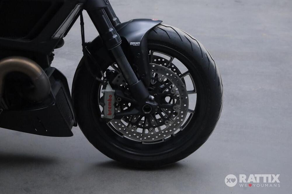 Ducati Diavel 1200 (2014 - 16) (9)