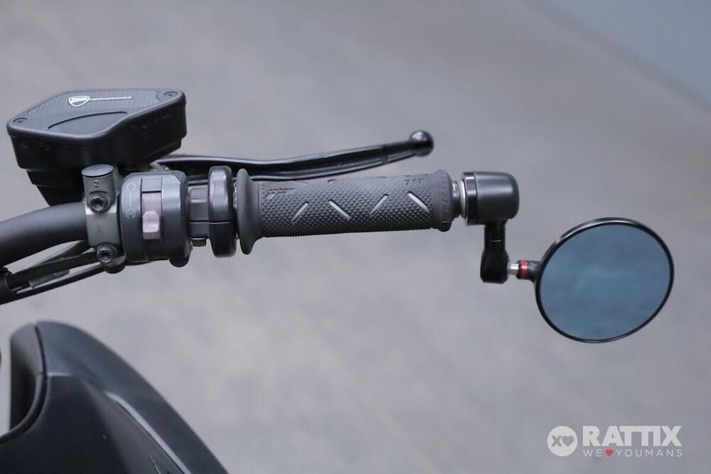 Ducati Diavel 1200 (2014 - 16) (12)