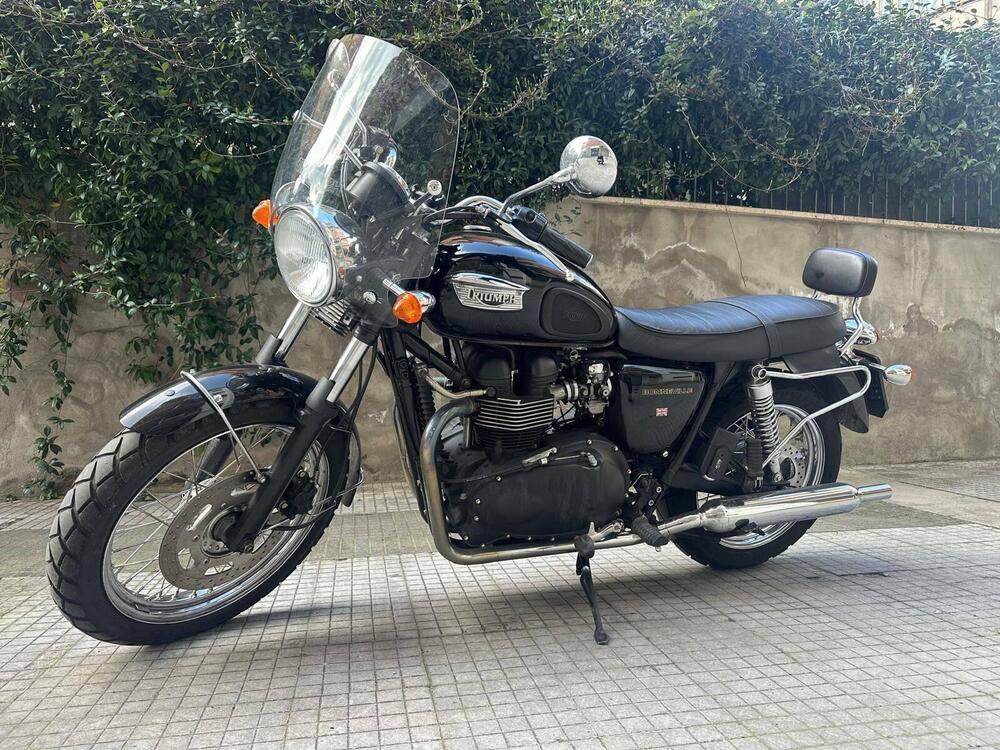 Triumph Bonneville (9)