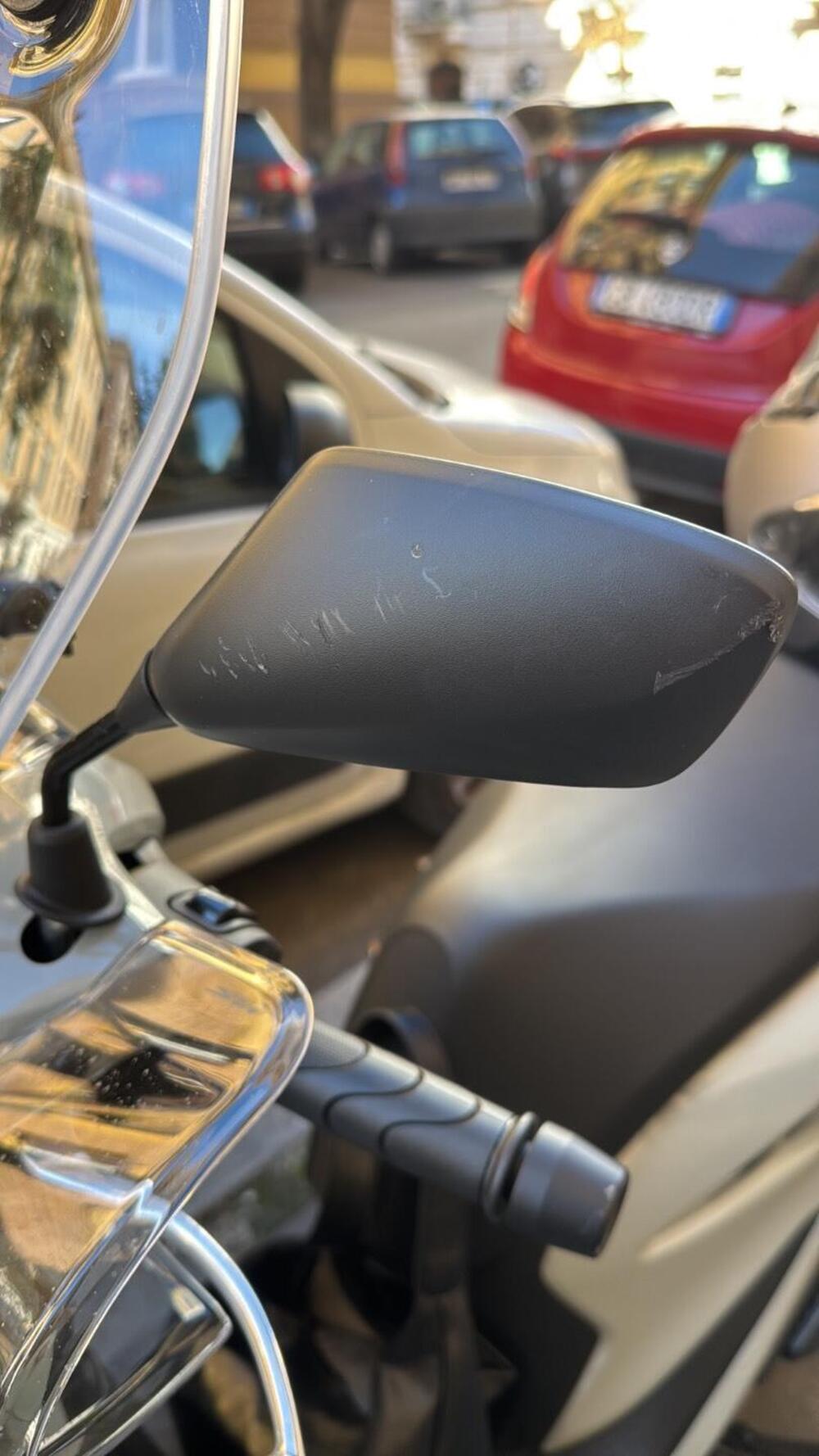 Honda SH 125i Sport (2024 - 25) (4)