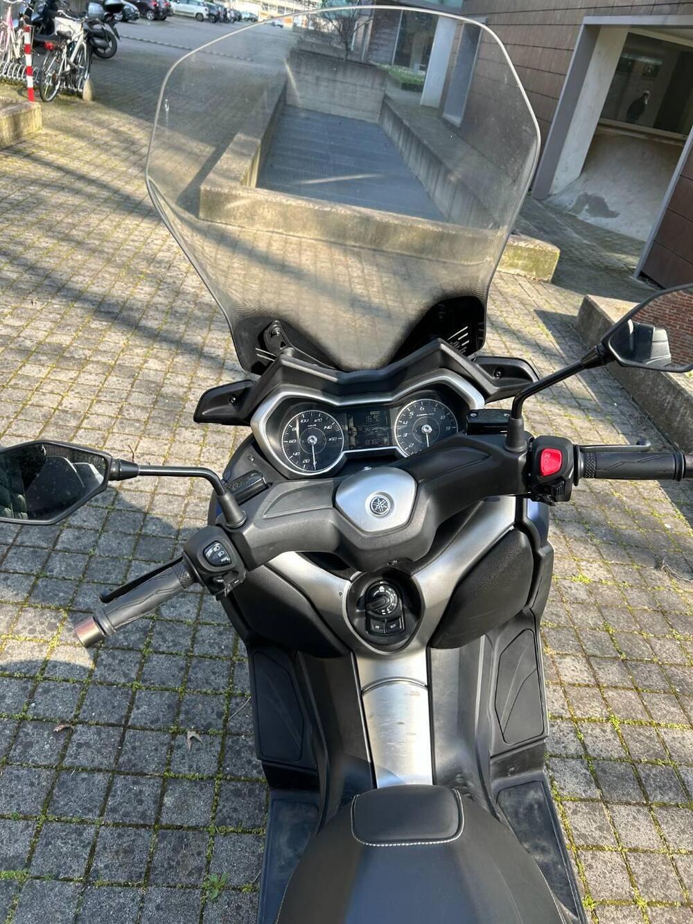 Yamaha X-Max 300 ABS (2017 - 20) (7)