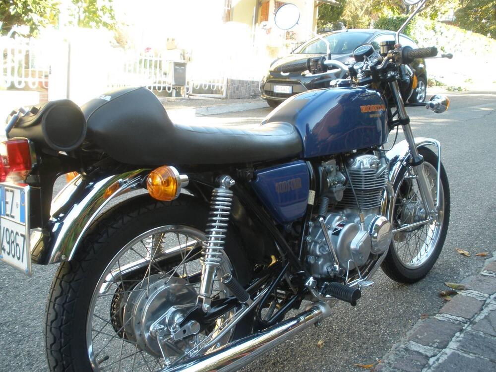 Honda CB 400 FOUR (2)