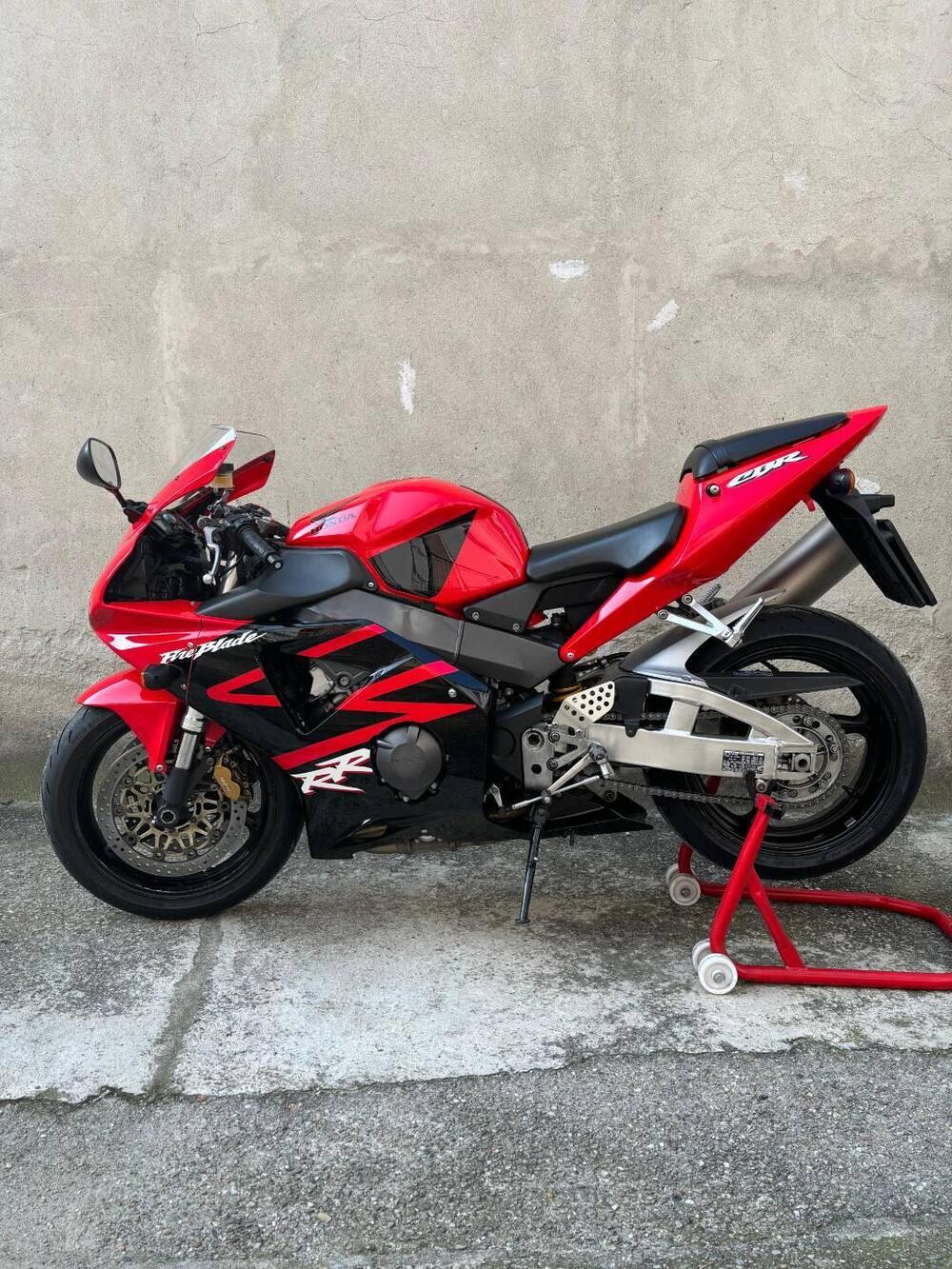 Honda CBR 900 RR Fireblade (2002 - 04)