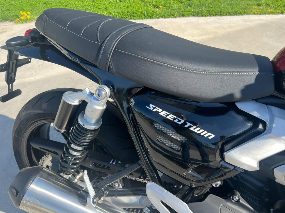 Triumph Speed Twin 1200 (2025 - 26) (4)