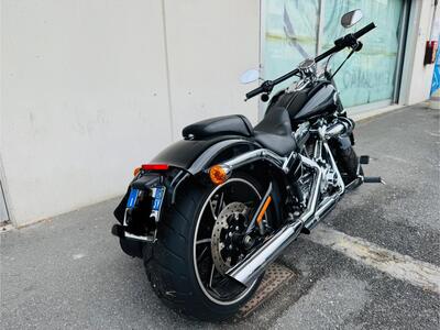 Harley-Davidson 1690 Breakout (2013 - 17) - FXSB usata