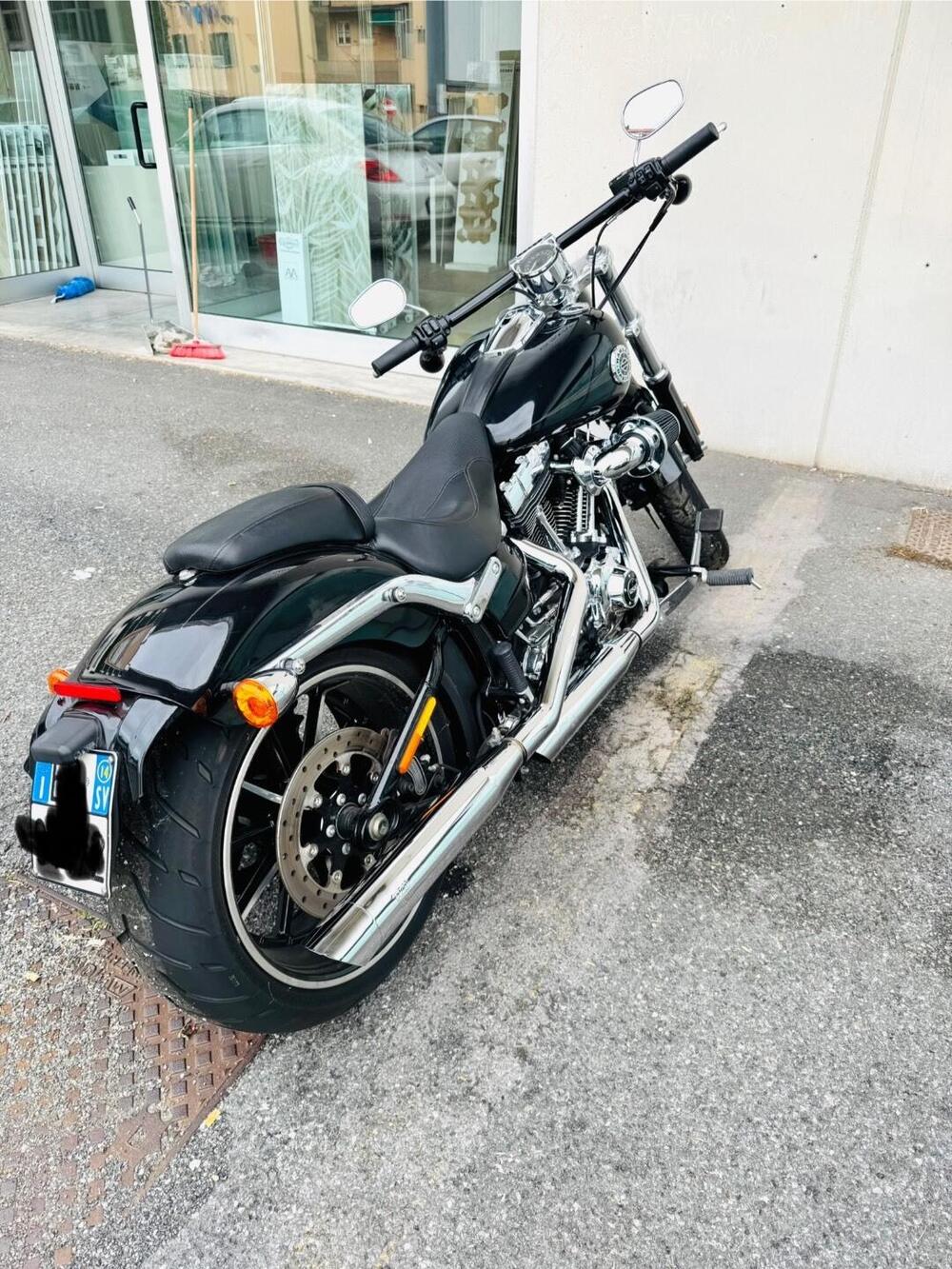 Harley-Davidson 1690 Breakout (2013 - 17) - FXSB (4)
