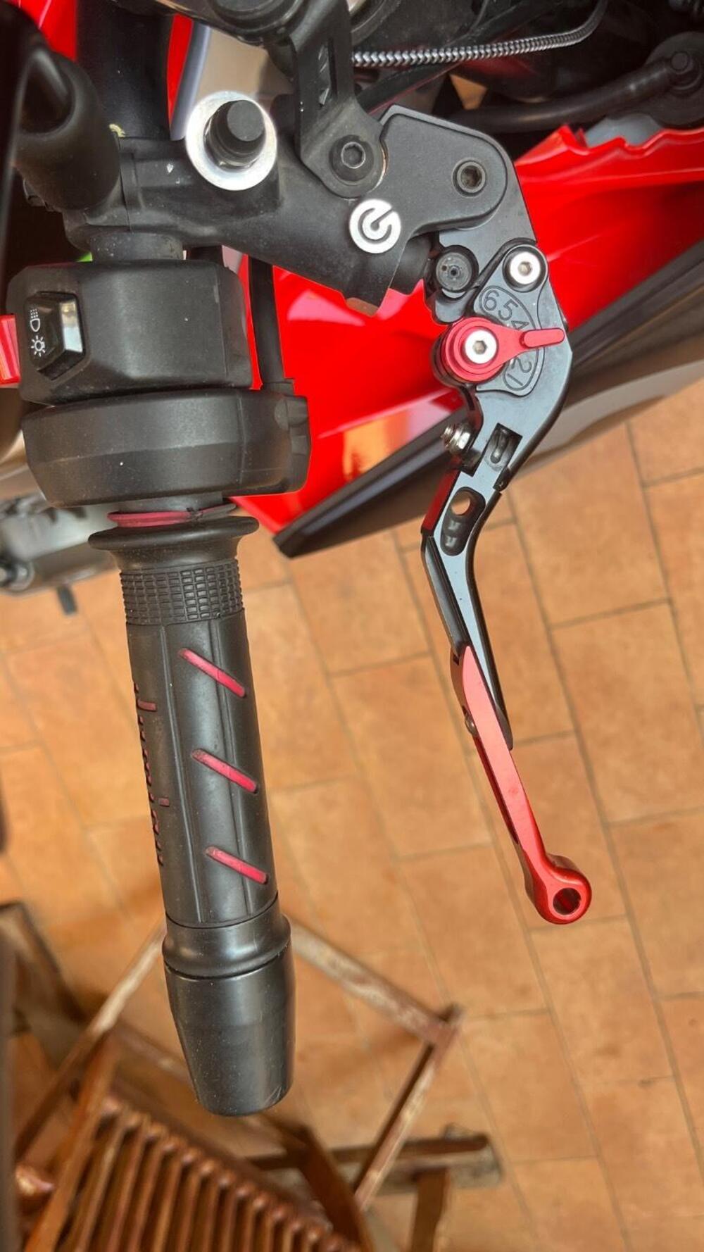 Aprilia Tuono 660 (2021 - 25) (3)