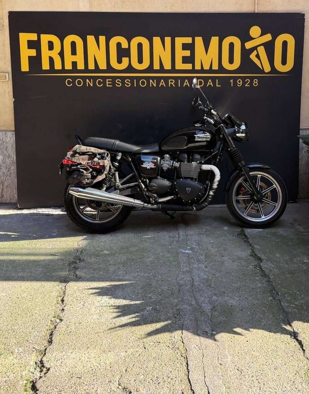 Triumph Bonneville T100 (2008 - 16) (2)