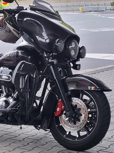 Harley-Davidson 1800 Ultra Limited (2014 - 16) usata