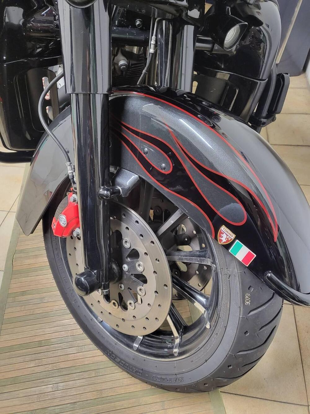 Harley-Davidson 1800 Ultra Limited (2014 - 16) (6)