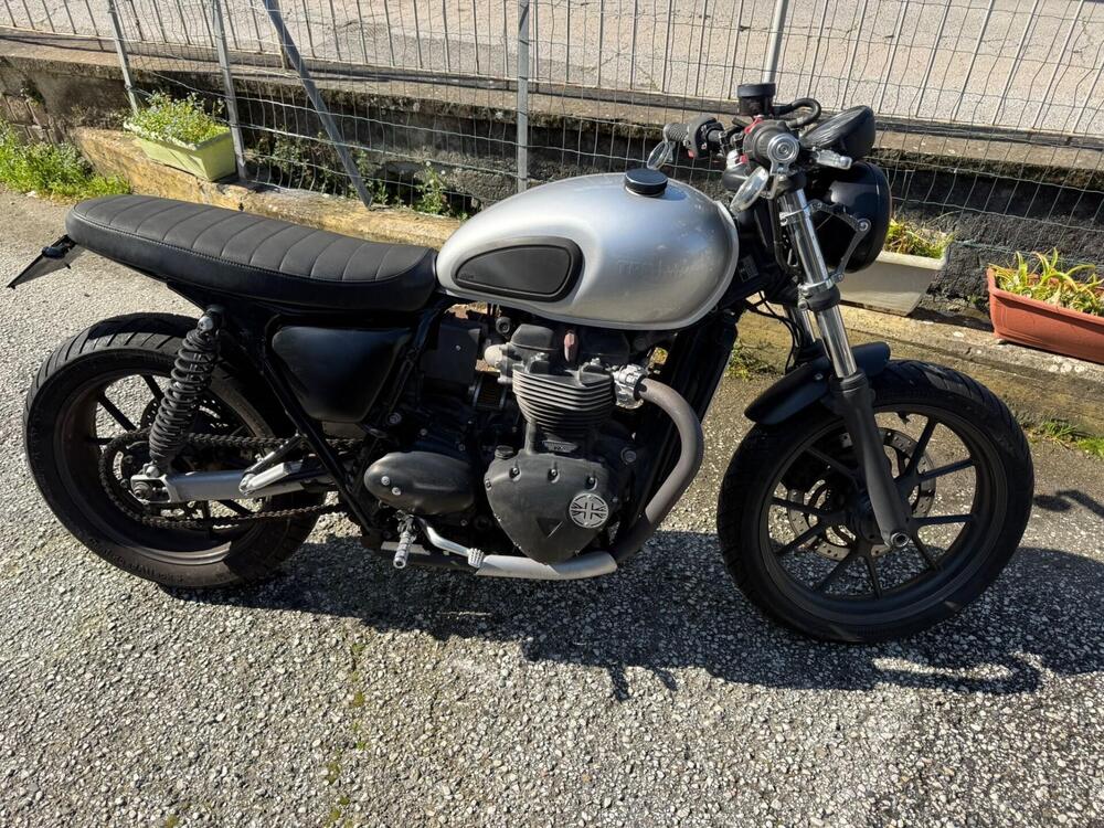 Triumph Street Twin 900 (2017 - 18)