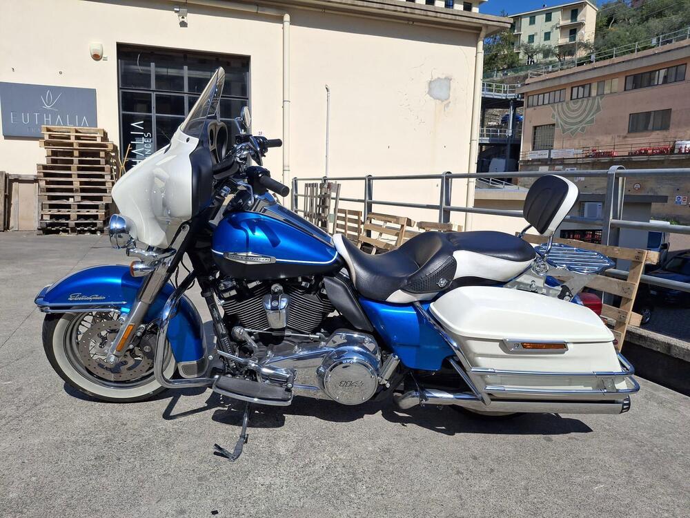 Harley-Davidson 114 Electra Glide Revival (2021 - 22) (2)