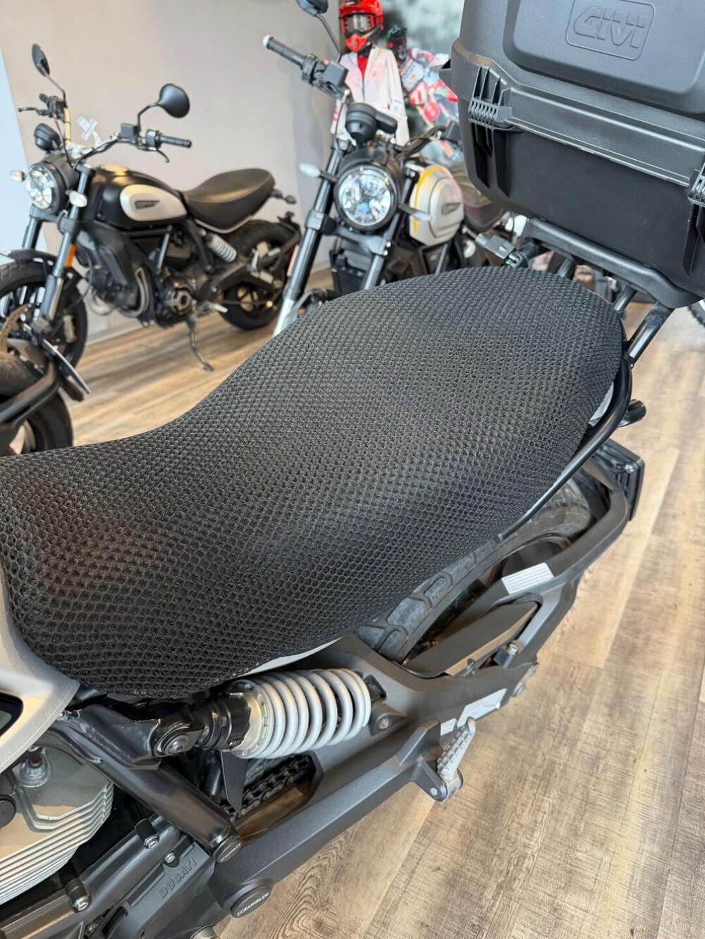 Ducati Scrambler 800 Icon (2017 - 20) (11)