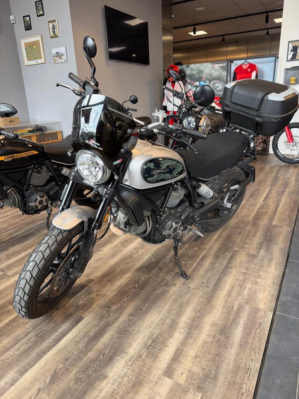 Ducati Scrambler 800 Icon (2017 - 20) (2)