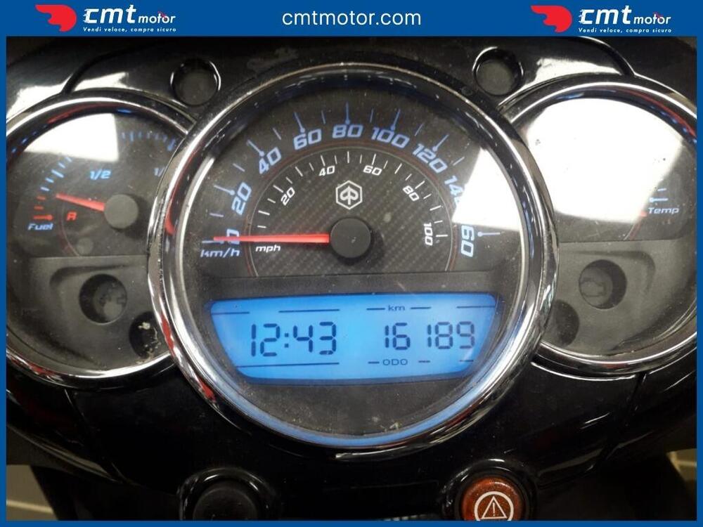 Piaggio Beverly 300 i.e. Street (2020) (5)