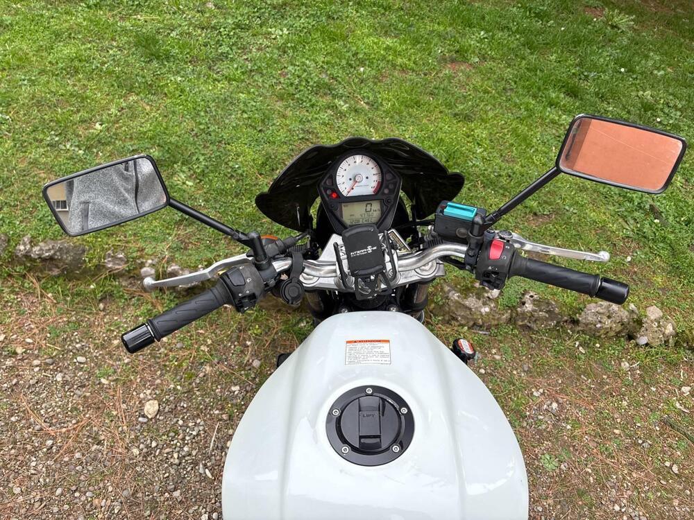 Suzuki SV 650 (2006 - 11) (4)