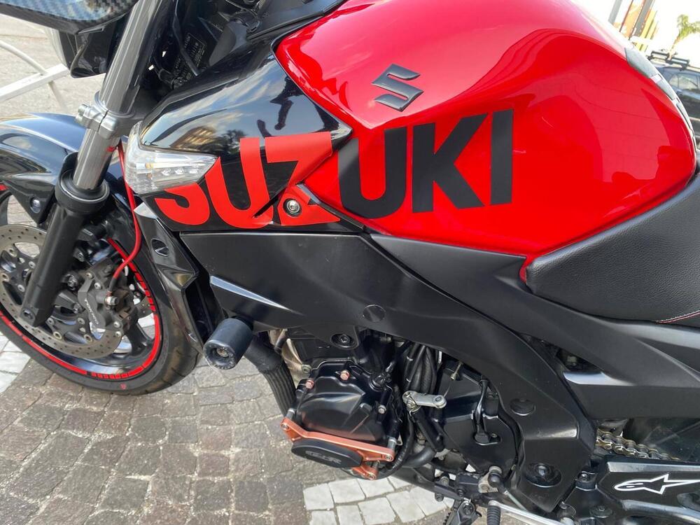 Suzuki GSR 600 (2006 - 11) (6)