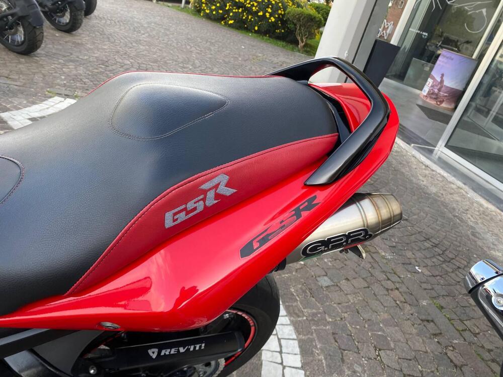Suzuki GSR 600 (2006 - 11) (8)