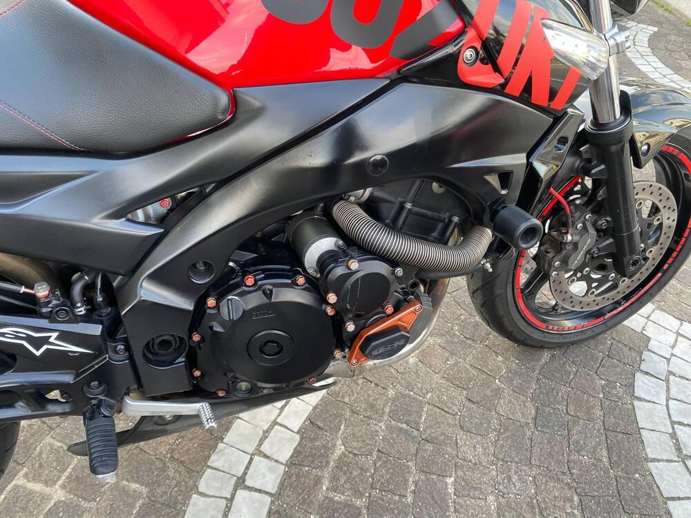 Suzuki GSR 600 (2006 - 11) (9)