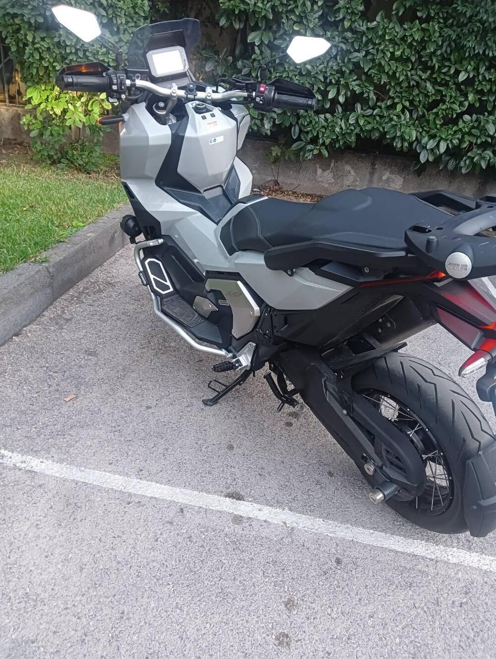 Honda X-ADV 750 DCT Gravel (2021 - 24) (2)