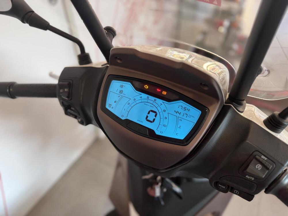 Piaggio Medley 125 ABS (2021 - 24) (7)