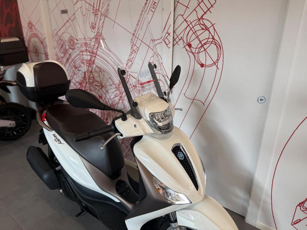 Piaggio Medley 125 ABS (2021 - 24) (10)