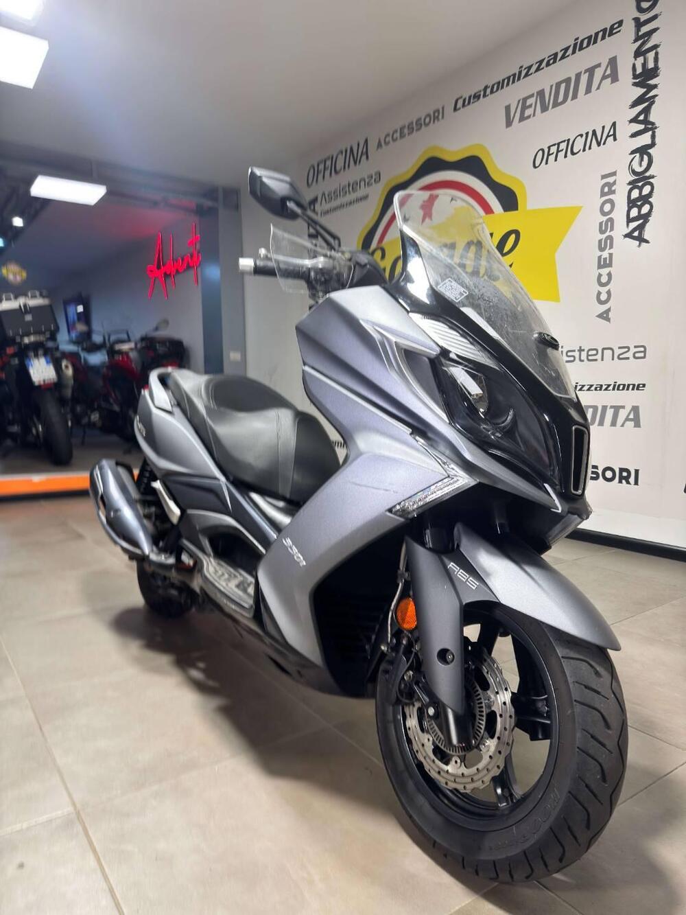 Kymco Downtown 350i ABS (2015 - 17) (2)