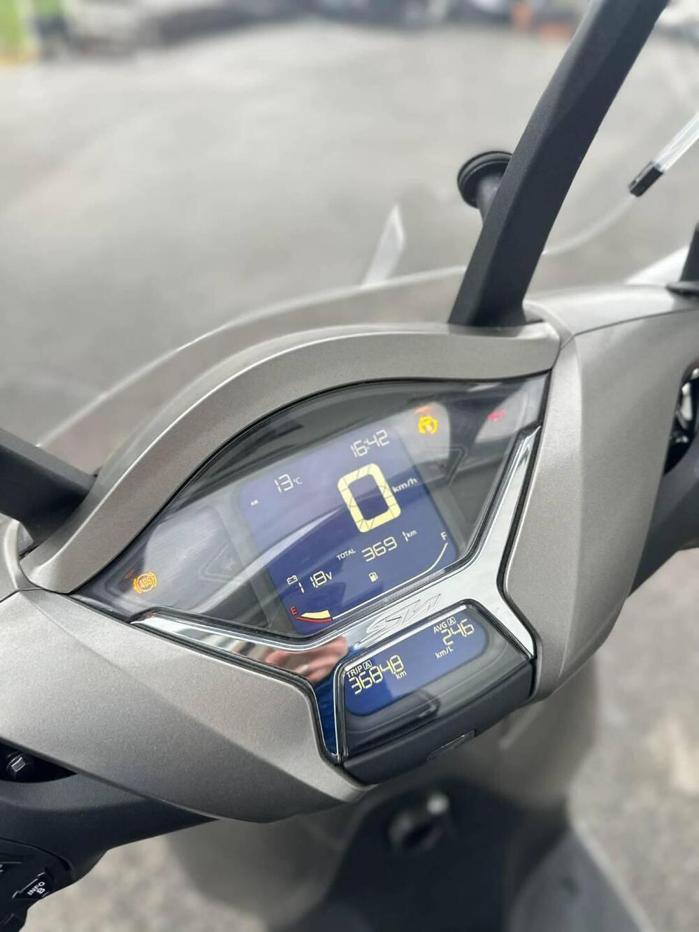 Honda SH 350 (2021 - 24) (7)