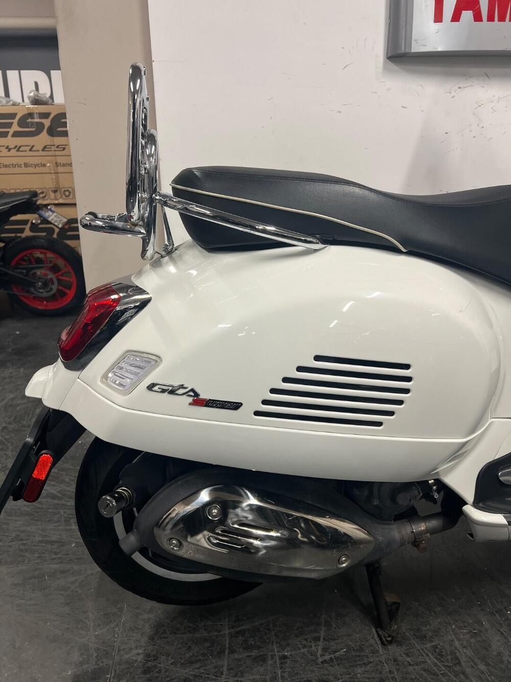 Vespa GTS 300 (2023 - 24) (5)