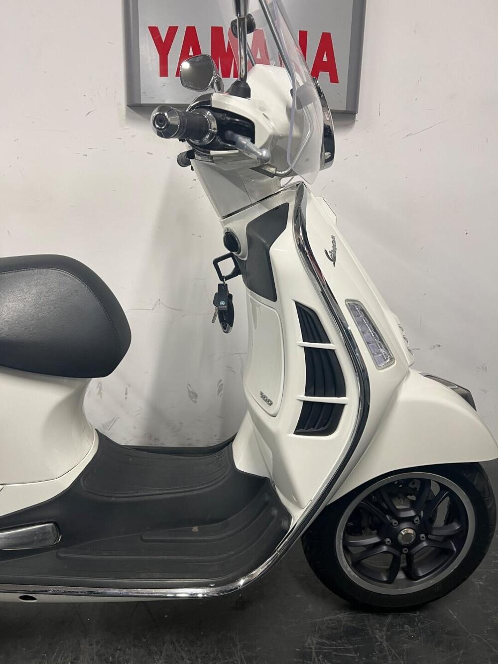 Vespa GTS 300 (2023 - 24) (6)