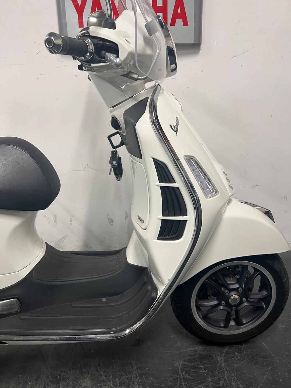 Vespa GTS 300 (2023 - 24) (7)