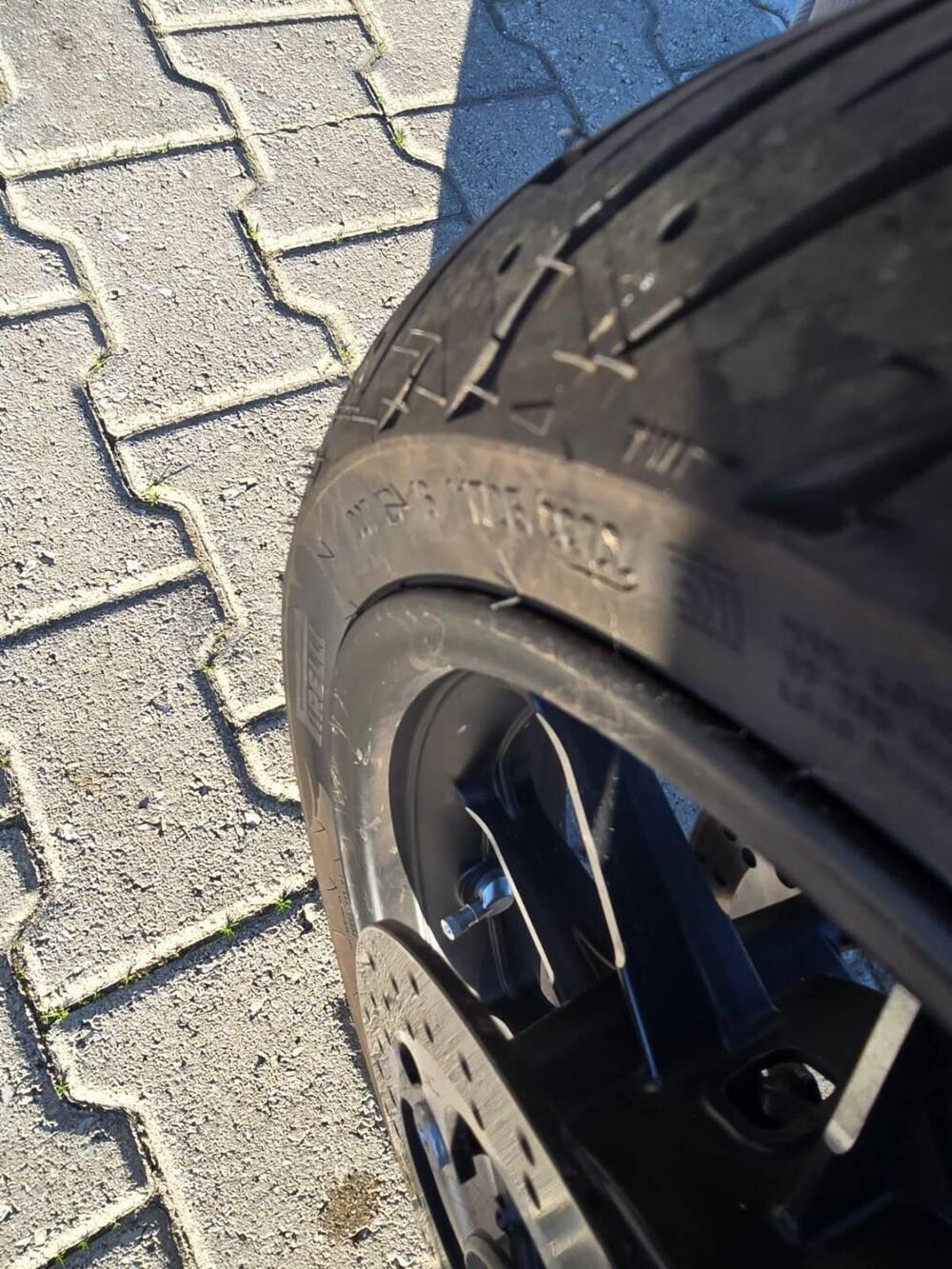 Voge Sfida SR4 (2022 - 24) (5)