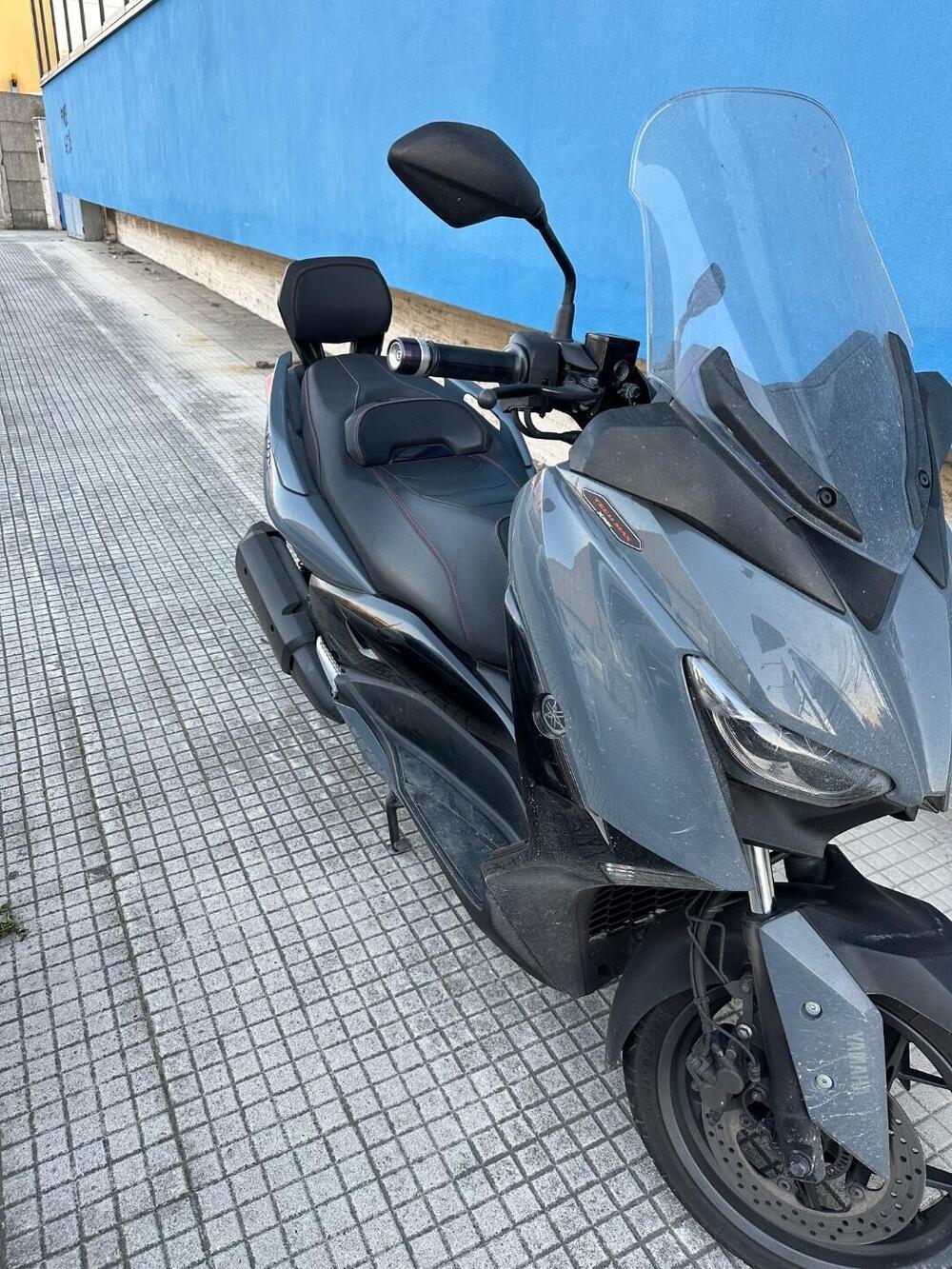 Yamaha X-Max 300 Tech Max (2021 - 24) (2)