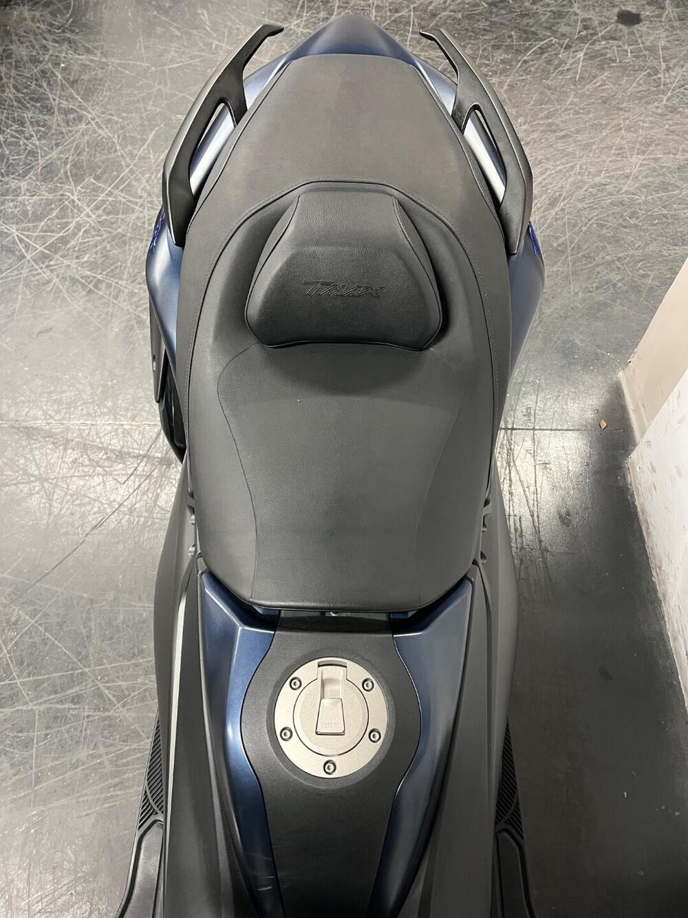 Yamaha T-Max 560 (2022 - 24) (7)