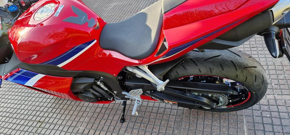 Honda CBR 600 RR (2024 - 26) (3)
